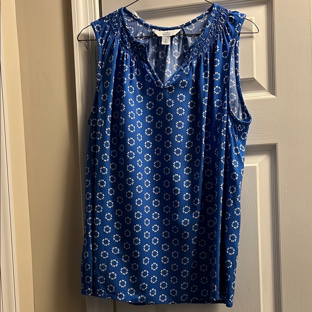 Croft & Barrow Blue Smocked Sleeveless Blouse